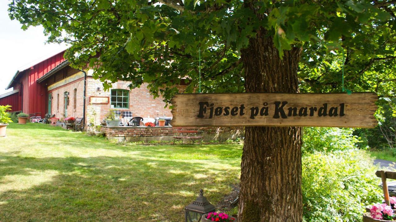 Fjoset Pa Knardal Apartamento Neset Exterior foto